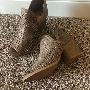 Peep toe ankle boots